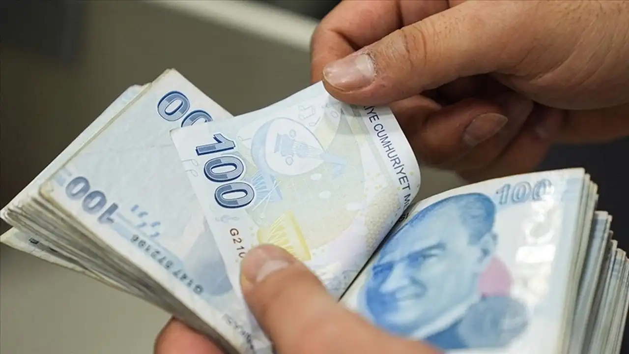 Ağustos ayı yaşlı ve engelli aylıkları hesaplara yatırılıyor