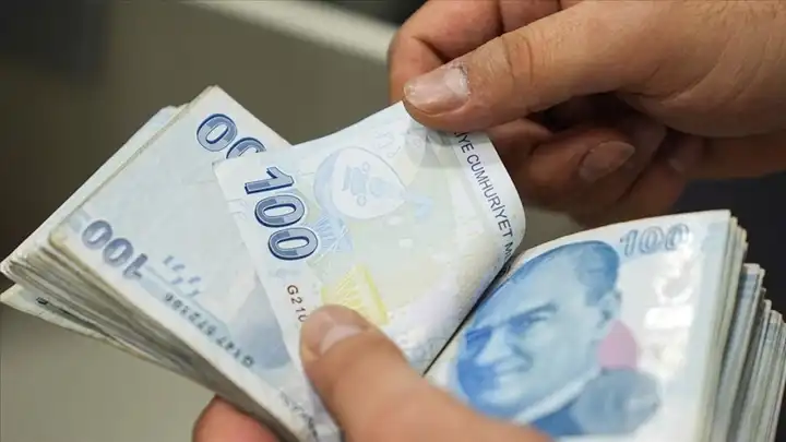 Ağustos ayı yaşlı ve engelli aylıkları hesaplara yatırılıyor