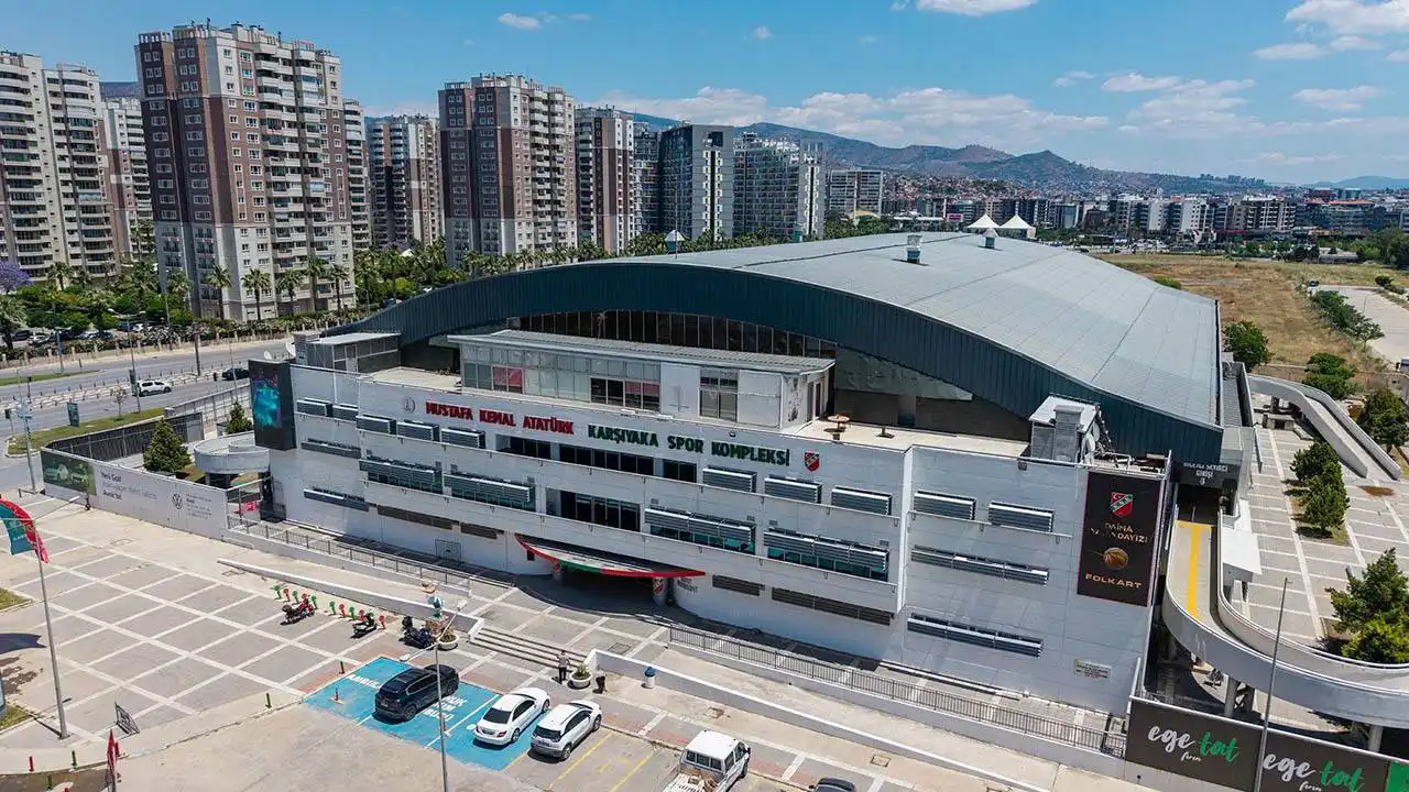 Basketbolun simge ismi Ateş Özerk’in adı Karşıyaka'da yaşayacak