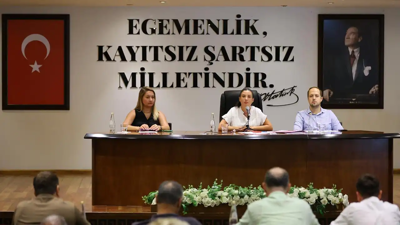 Efes Selçuk Belediyesi Meclisi’nde Yayalaştırma Projesi ve işgaliye bedelleri görüşüldü