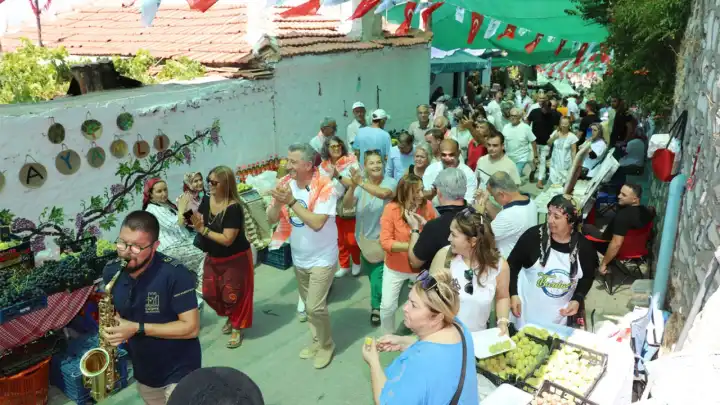Güzelbahçe bardacık ile buluşacak