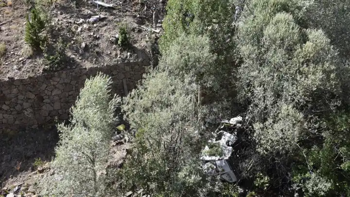 Sivas'ta fındık işçilerini taşıyan minibüs uçuruma yuvarlandı: Çok sayıda ölü ve yaralı