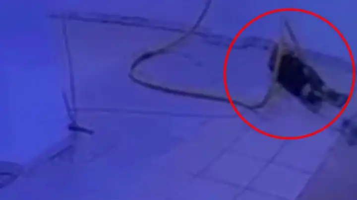 Su tahliyesi sırasında akıma kapılan kapıcı hayatını kaybetti