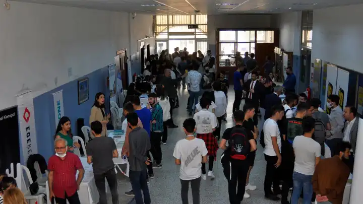 Ege Meslek Yüksekokulu yeni öğrencilerini bekliyor