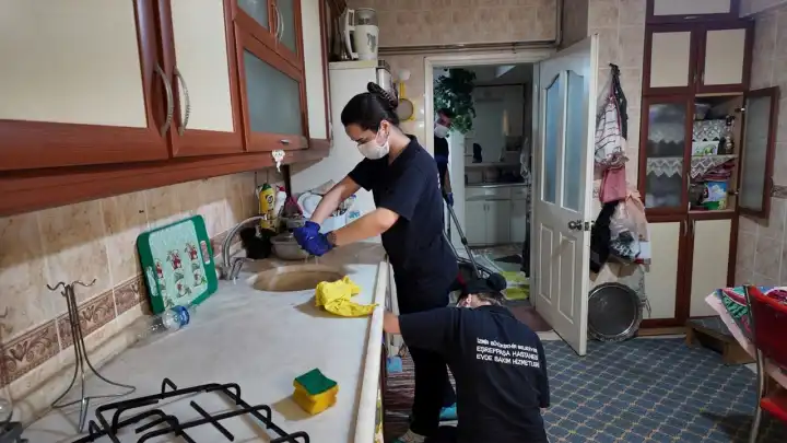 Kemalpaşa Belediyesi'nden evde bakım hizmeti