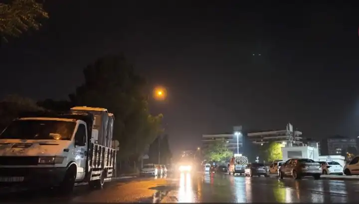 İzmir'de 67 gün aradan sonra yağmur yağdı
