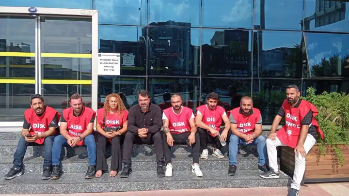 Karabağlar’da kriz derinleşiyor: “Biz sadece alacağımızı istiyoruz”