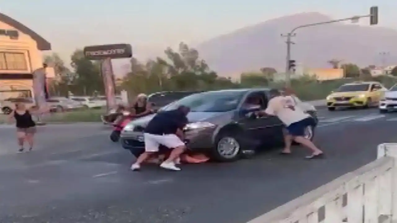 Muğla’da İngiliz kadına otomobil çarptı: Sürücü ezip kaçmaya çalıştı