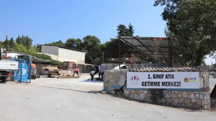 Urla’da Sıfır Atık dönüşümü başlıyor: Atık Getirme Merkezi hayata geçiyor