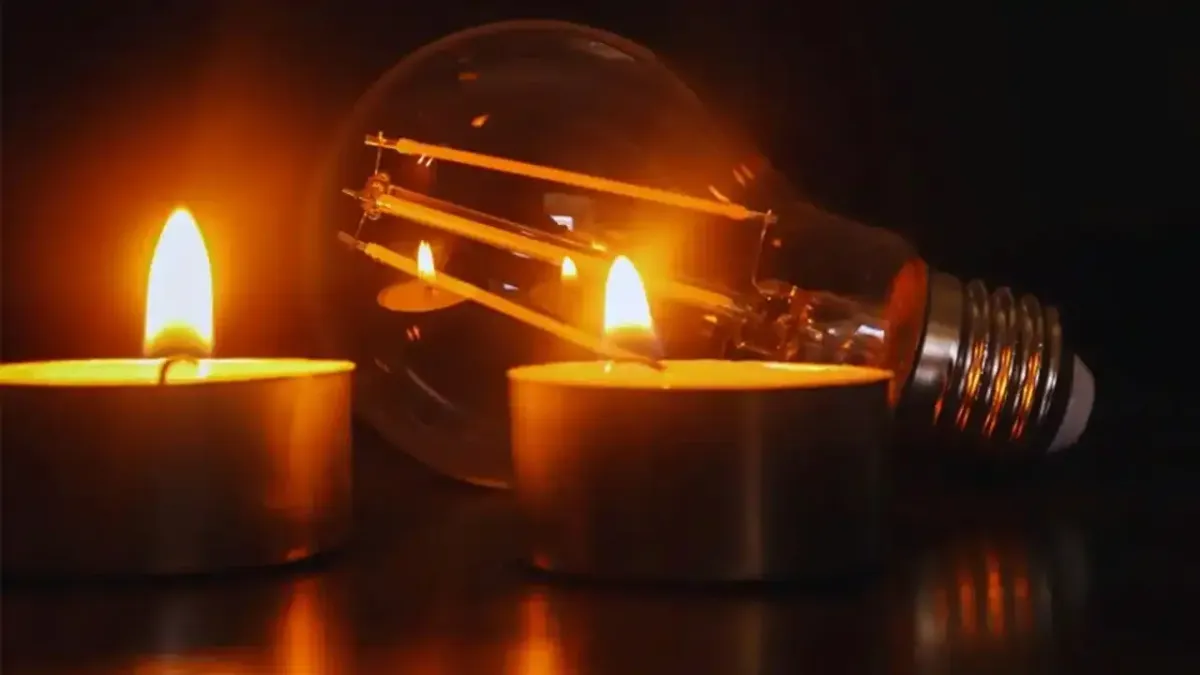 8 Ağustos İzmir planlı elektrik kesintisi: Telefonlarınızı şarj etmeyi unutmayın! Uzun süreli elektrik kesintisi bekleniyor haberinin görseli