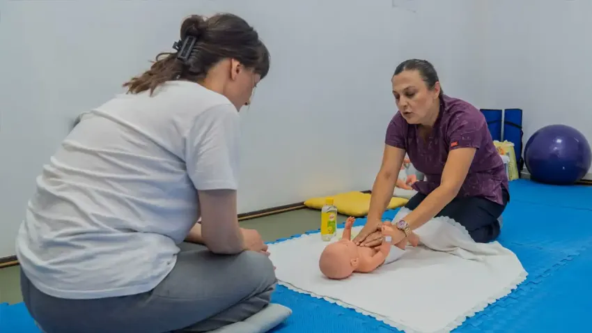 Eşrefpaşa Hastanesi’nde Gebelik Okulu hizmete açıldı