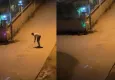 Sevgilisinden özür dilemeye çalışırken karakolluk oldu! Mahalleli şikayetçi oldu..