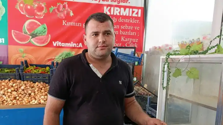 Adana’da gece bekçisinden 15 yaşındaki çırağa şok saldırı! O anlar kamerada
