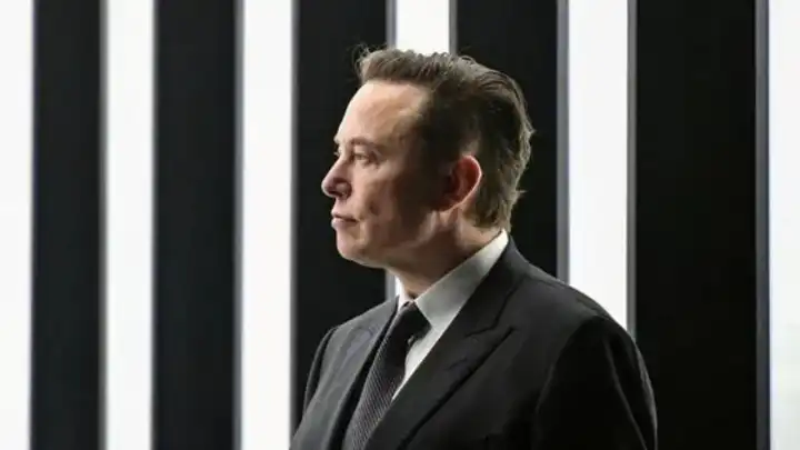 Elon Musk'tan şok uyarı: "Benim işim de dahil, hiçbir meslek güvende değil"