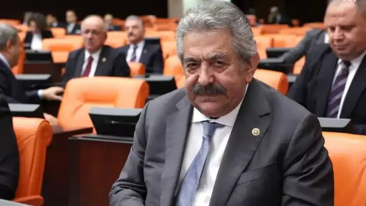 MHP’li Feti Yıldız’dan sosyal medyayı sallayan ‘Türkiyeli’ mesajı: “Tarih 1938”