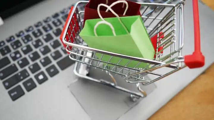 Ticaret Bakanı Ömer Bolat’tan yeni uygulama: "Market Fiyatı" ile en ucuz ürünü anında bulun!