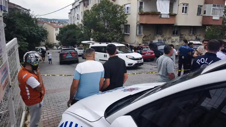 Aracına binerken silahlı saldırıya uğrayan kişi hayatını kaybetti