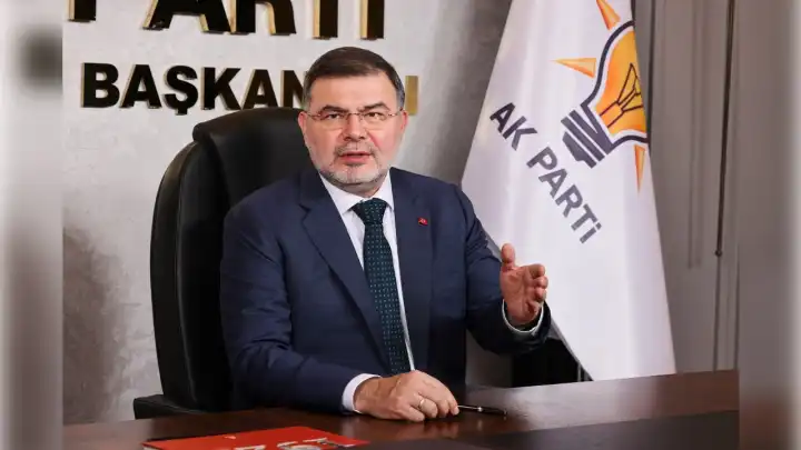 Sokakta boşa akan su Başkan Saygılı'yı çileden çıkardı: Bu zihniyet, yarının İzmir’ini de susuz bırakıyor