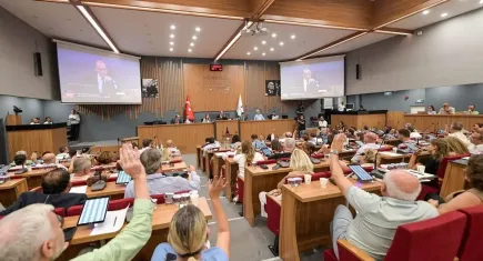 İzmir Büyükşehir’den entegre atık yönetimi hamlesi: Yeni konsey oluşturulacak