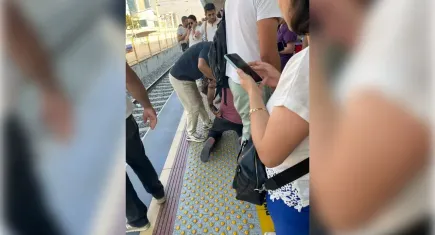 İzmir haber: İZBAN çarpıyordu, son anda kurtarıldı