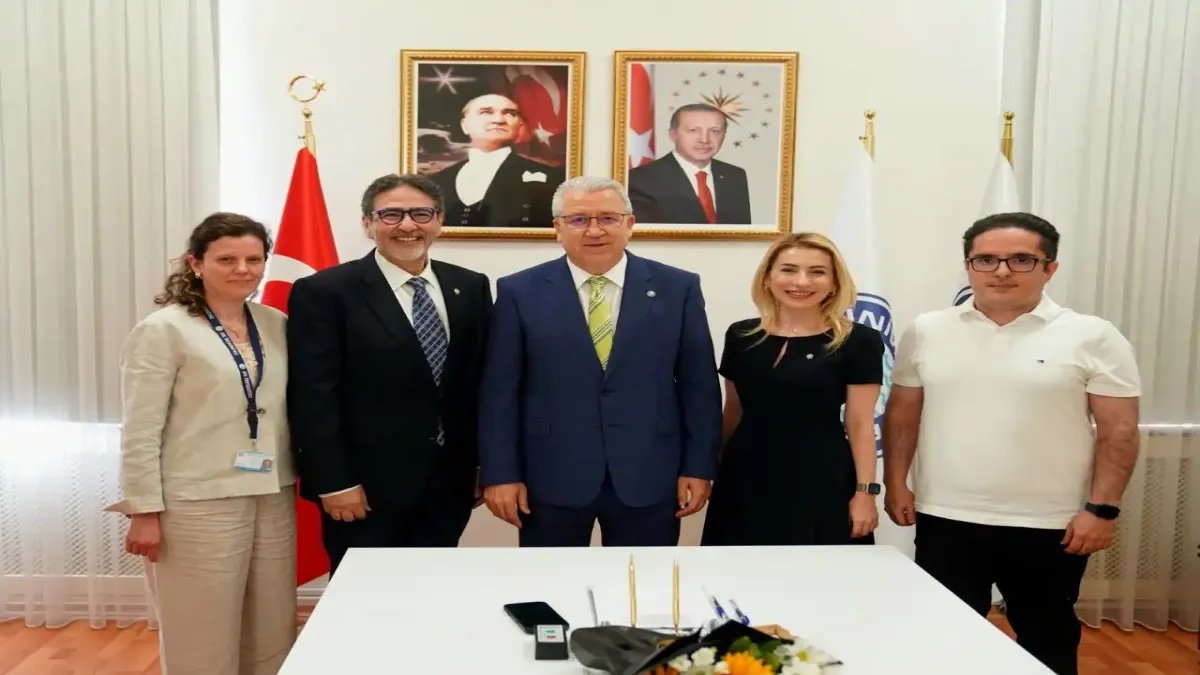 Ege Üniversitesi’nden yapay zekâ destekli yenilikçi tıbbi veri artırma yöntemi patentlendi haberinin görseli