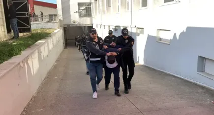 Emniyetin deposundan 239 el bombası ve 262 bin mermi satışı: 10 kişi hakkında 41 yıl 6 aya kadar hapis istemi
