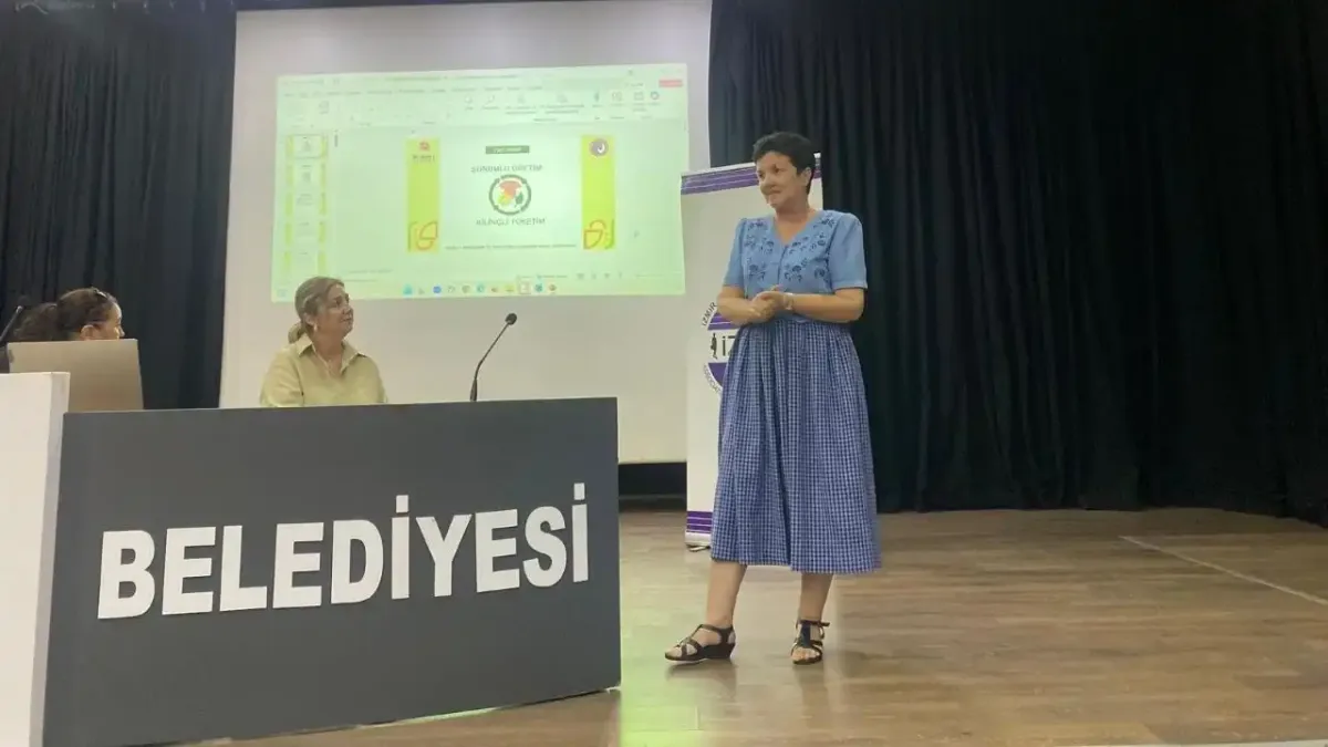 İZİKAD’dan kadın kooperatiflerine ‘Sorumlu Üretim, Bilinçli Tüketim’ eğitimi haberinin görseli