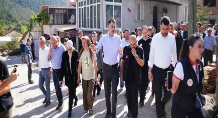 Bakan Kurum, Balıkesir deprem bölgesinde incelemelerde bulundu!