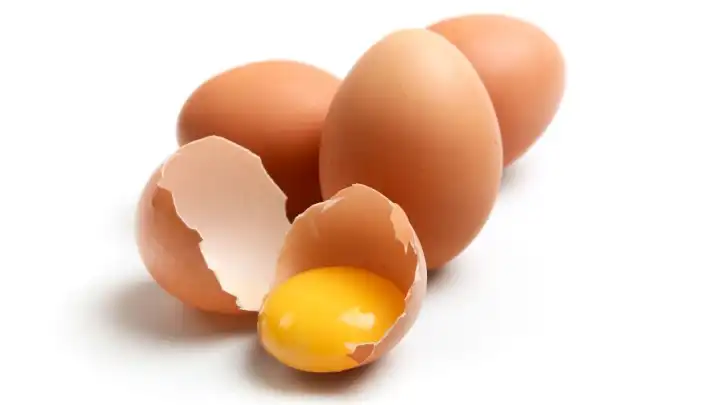 Buzdolabı mı, oda sıcaklığı mı? Yumurta saklamanın en doğru yolu
