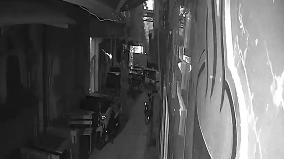 Evrensel&#039;in İzmir bürosuna silahlı saldırı haberinin görseli