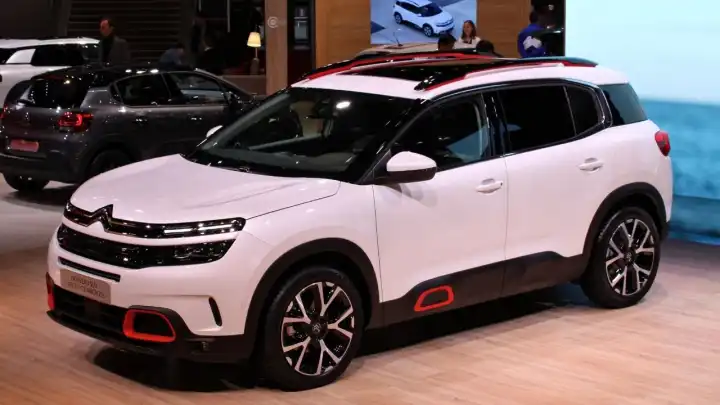 Fransız dev o modellerinde dizel motorundan vazgeçiyor! Peki yerine hangi motor kullanılacak?