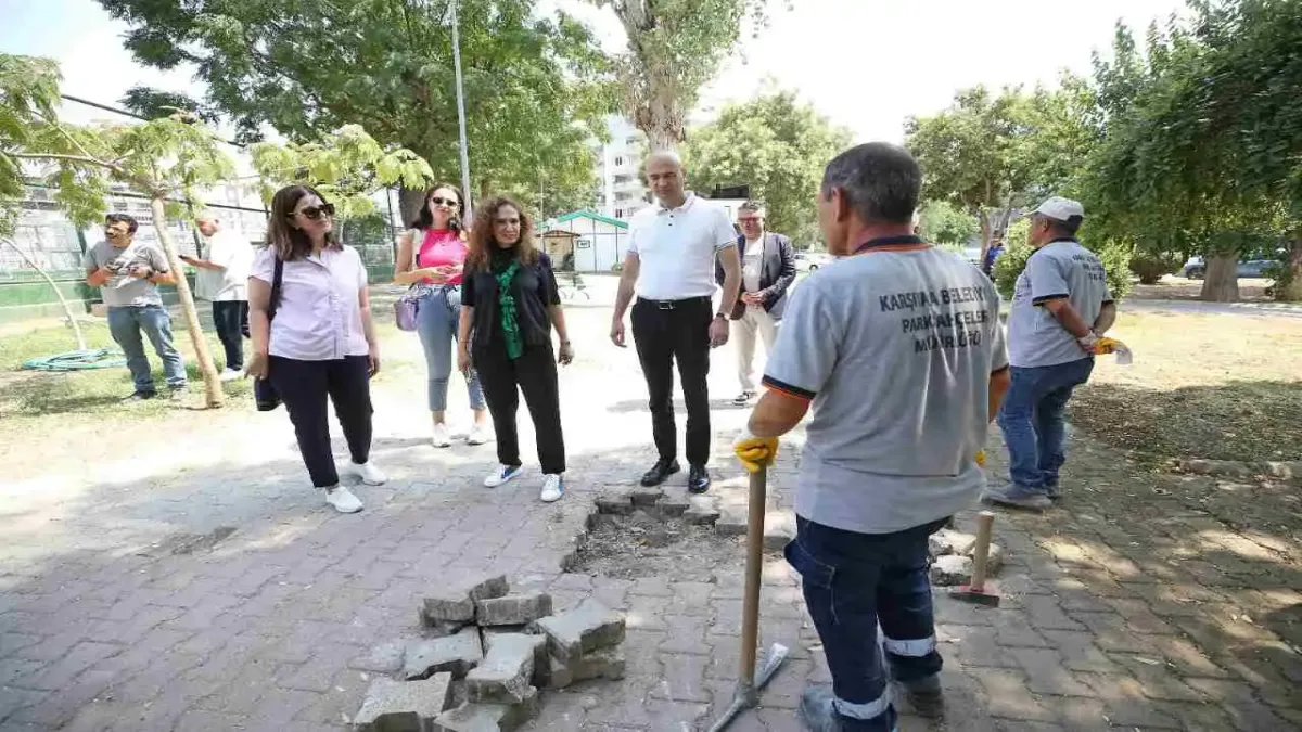 Karşıyaka Belediyesi’nden parklara yoğun bakım