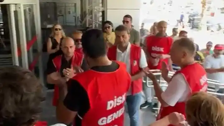Karşıyaka’da maaş isyanı sürüyor: Başkan işçiye değer vermiyor