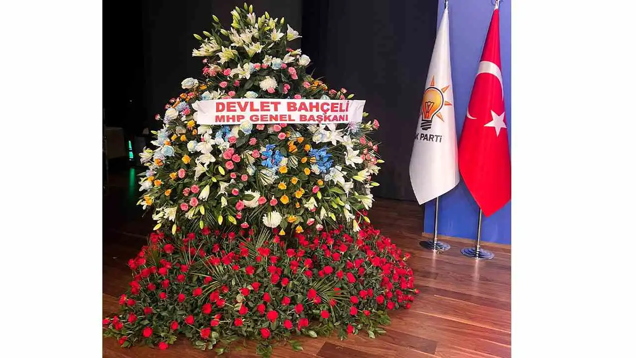 Bahçeli’den AK Parti’ye 24. kuruluş yıl dönümü çiçeği