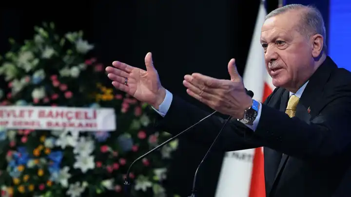 Cumhurbaşkanı Erdoğan: Hoyrat bir üslupla partimizin yeni üyelerine saldıranlara ‘Hadi oradan’ diyorum