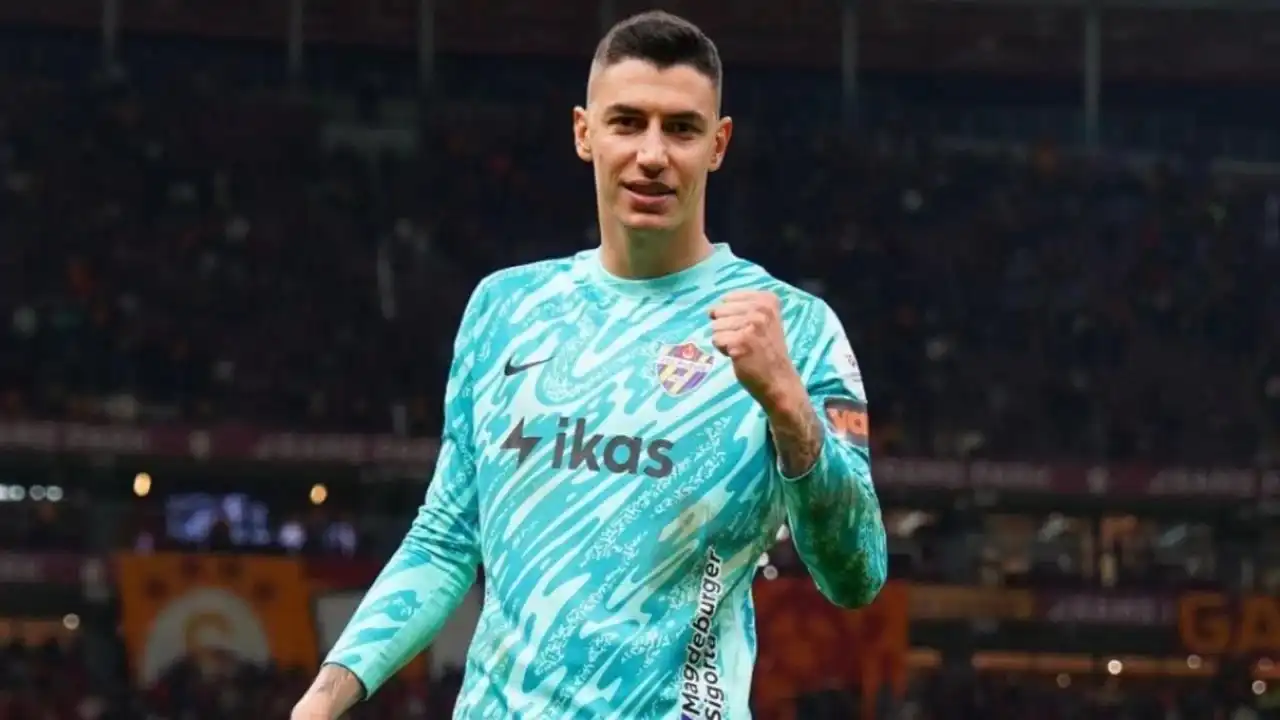 Eyüpspor’un şampiyon kalecisi Berke Özer kimdir? Berke Özer kaç yaşında?