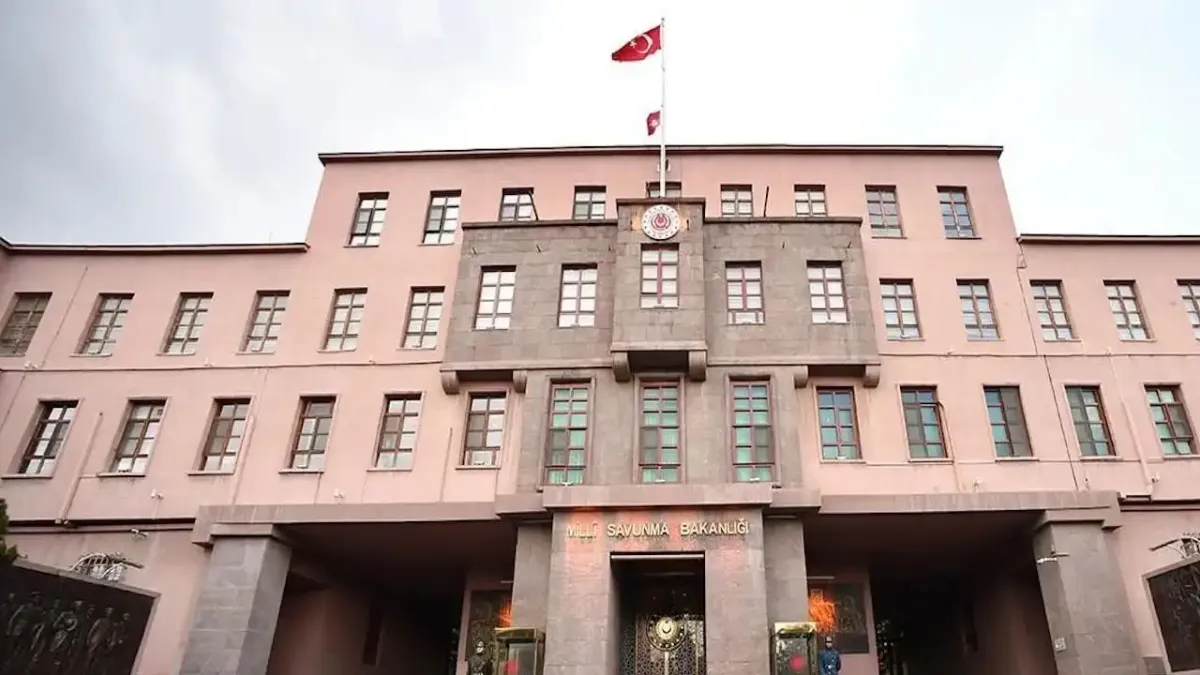 MSB&#039;den eksik diploma iddialarına yanıt haberinin görseli