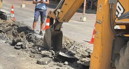 Muğla Bodrum'da isale hattı patladı!