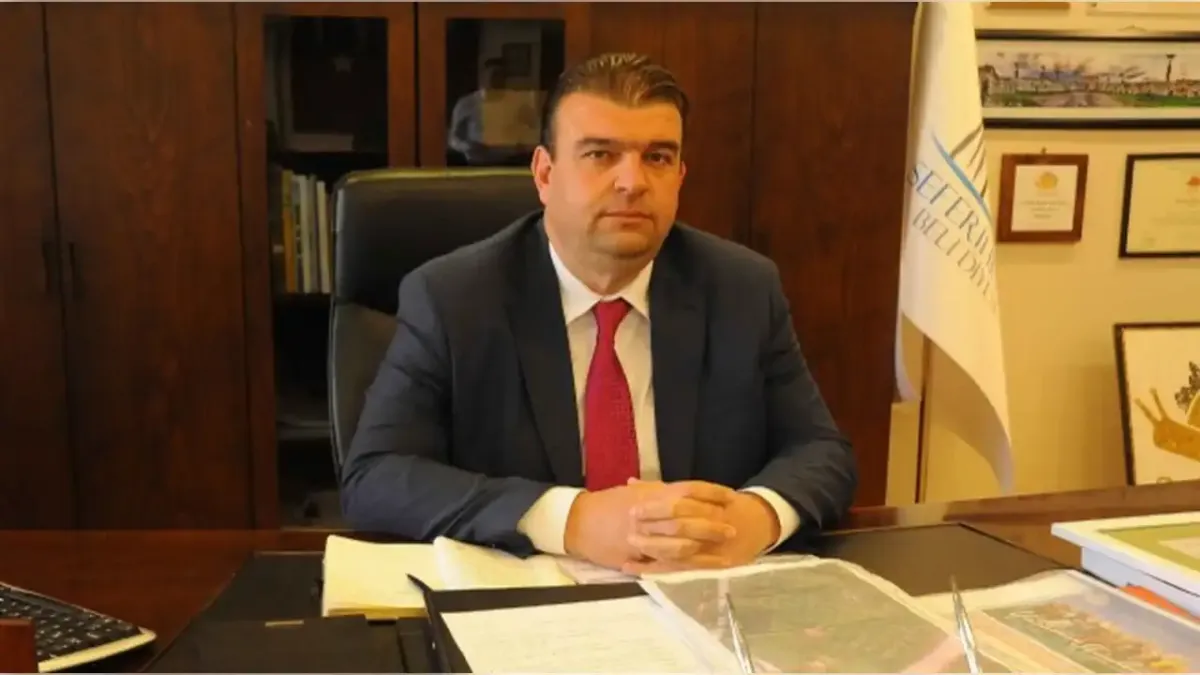Seferihisar Belediye Başkanı İsmail Yetişkin'den 'AK Parti'ye geçecek' iddialarına yanıt!
