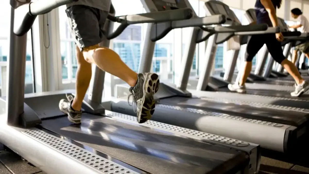 Uzmanlar uyarıyor: Orta yaşta kas kaybını önlemenin en etkili yöntemleri haberinin görseli