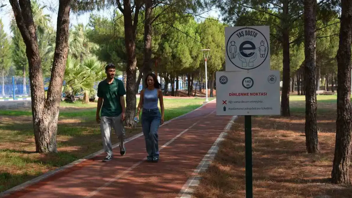 Ege Üniversitesi’nden Türkiye’de bir ilk: Yaş Dostu Parkur Projesi haberinin görseli