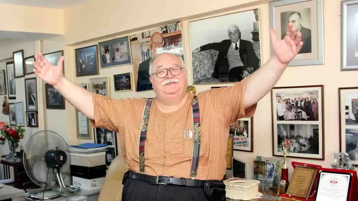 ‘İzmir Baba’ Karşıyaka’da anıldı haberinin görseli