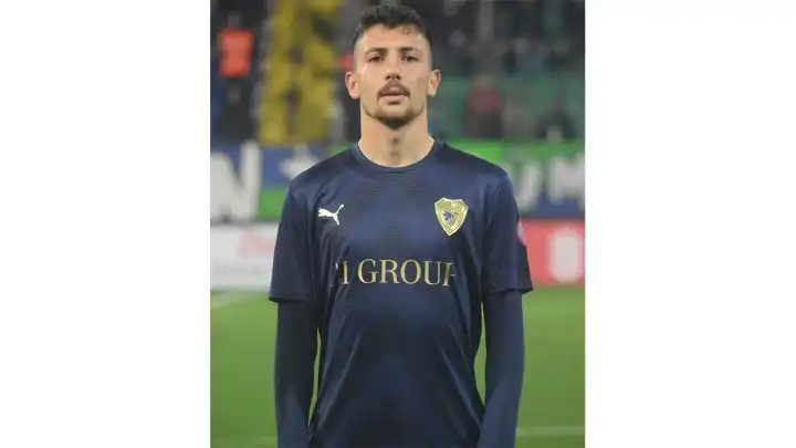 Emre Erden, Erzurumspor’a transfer oldu 