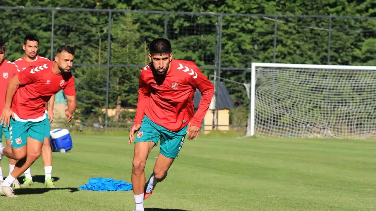 Kaf-Kaf, hazırlık maçında Muğlaspor’u mağlup etti  haberinin görseli