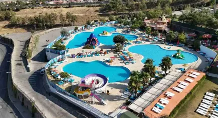 Karabağlar Belediyesi açıklama: Aqua Yaşam Yüzme Havuzları yeniden açılıyor