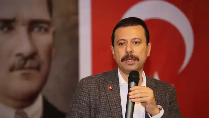 Kaya’dan Tugay’a 90 dakika tepkisi: Halkı kandırıyor