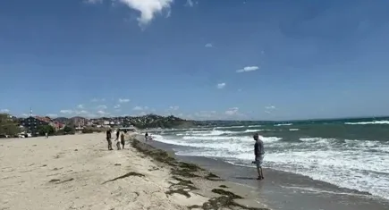 Marmara Denizi'nde şiddetli fırtına: O ilde denize girmek yasaklandı!