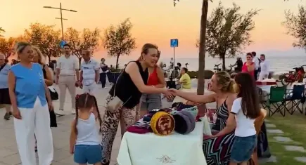 Mutlu’dan Karantina Meydanı’nda kurulan Gece Kermesine ziyaret 