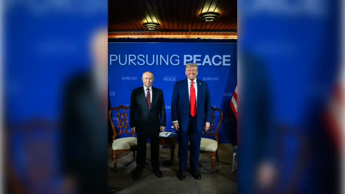 Trump ile Putin Alaska'da buluştu haberinin görseli