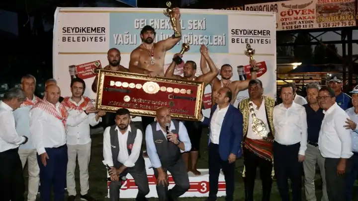 Başpehlivan İsmail Koç kimdir?